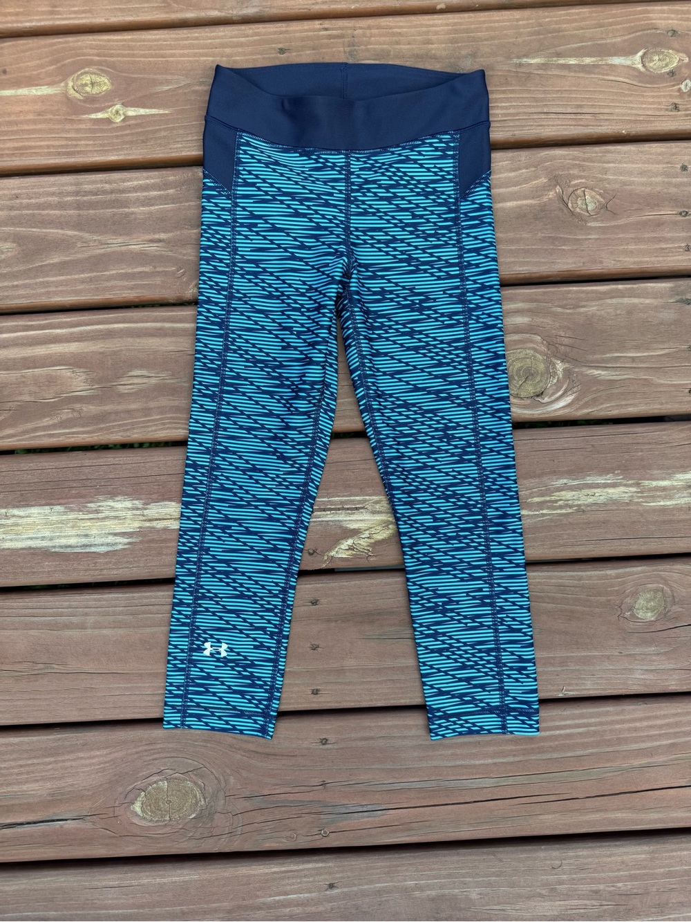 Under Armour Teal and Navy Patterned Capri Leggings